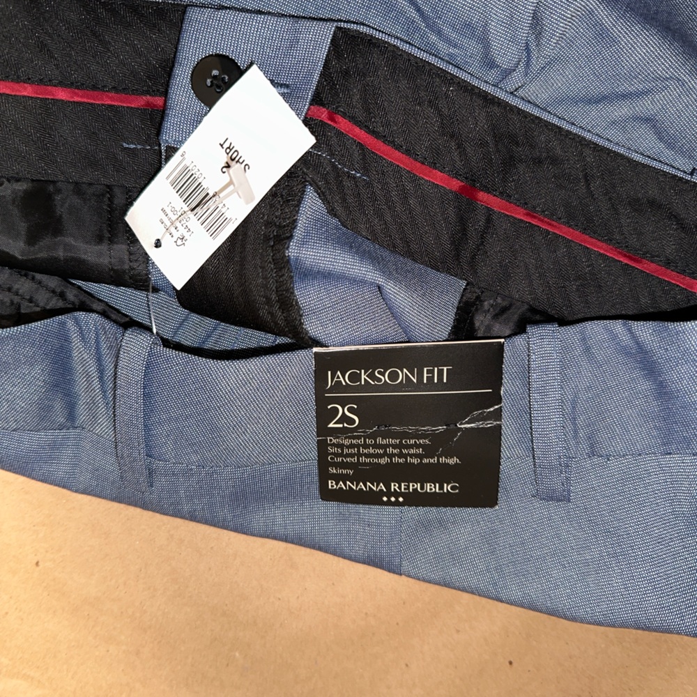 Banana Republic size 2 (short) Women’s